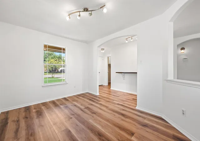 4th image of 516 Emma Rose Trl, Leander, TX 78641 | MLS# 4563335