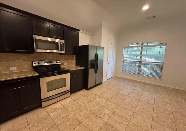 Photo 3 of Single family home for sale at 629 Boone Valley Dr, Round Rock, TX 78664 | MLS# 2639845 | Listing updated on 2026-09-30