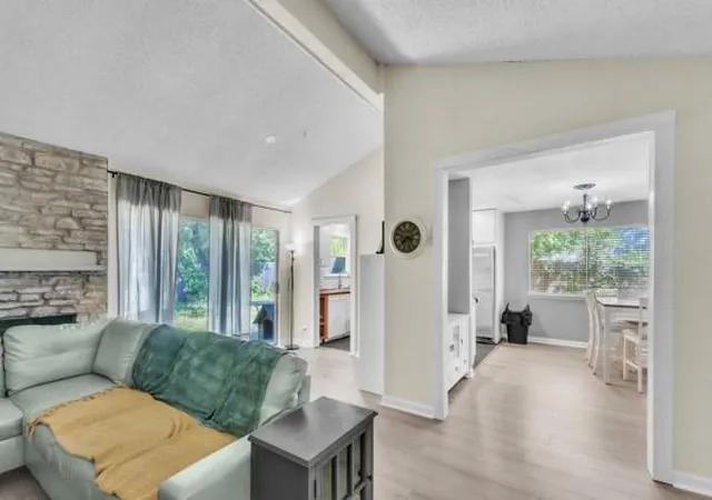 3rd image of 2109 N Cannes Dr, Cedar Park, TX 78613 | MLS# 6095585