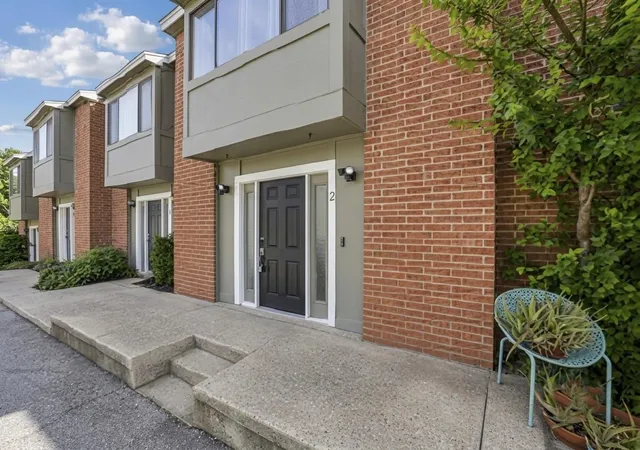 2nd image of 1221 W Hopkins St #2, San Marcos, TX 78666 | MLS# 1805406