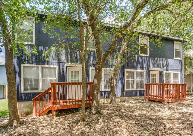 36th image of 945 947 Sagewood Trl, San Marcos, TX 78666 | MLS# 4064365