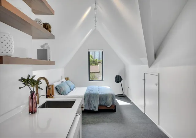 1st image of 52 Waller St #A, Austin, TX 78702 | MLS# 9349729