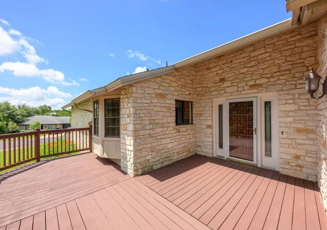 Photo 3 of Sale Pending at 7210 Smokey Hl Rd, Austin, TX 78736 | MLS# 4485606 | Listing updated on 2026-09-05