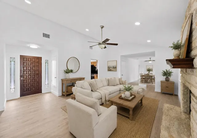 Photo 3 of Sale Pending at 7210 Smokey Hl Rd, Austin, TX 78736 | MLS# 4485606 | Listing updated on 2026-09-05