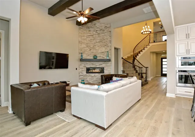Photo 4 of Single family home for sale at 11000 Cut Plains Loop, Austin, TX 78726 | MLS# 5921138 | Listing updated on 2026-09-23