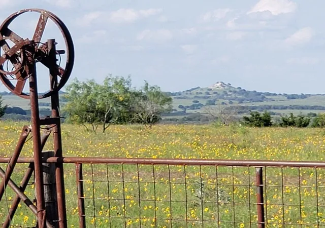 Photo 3 of House for sale at 7947 County Rd 1255, Lampasas, TX 76550 | MLS# 1944427 | Listing updated on 2026-07-29