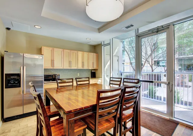 2nd image of 1600 Barton Springs Rd, Austin, TX 78704