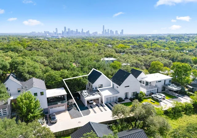 Photo 1 of Single family home for sale at 3115 Clawson Rd #301, Austin, TX 78704 | MLS# 7816639 | Listing updated on 2026-09-13
