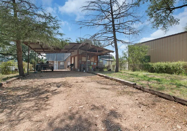 2nd image of 124 Harvest Trl, Tow, TX 78672 | MLS# 4546396