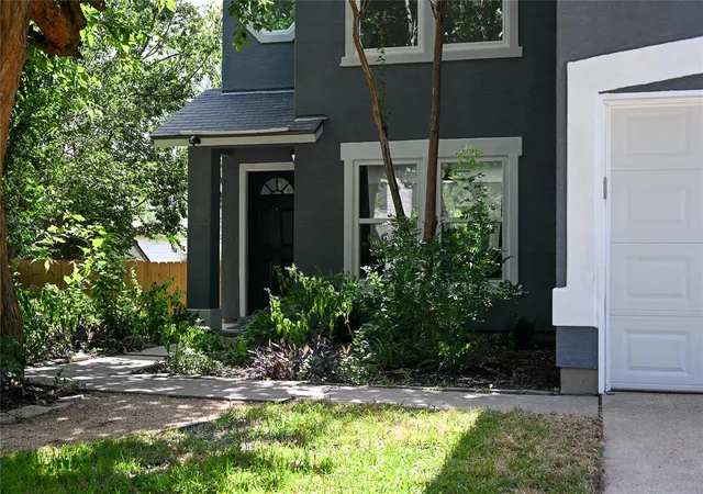 Photo 4 of Single family home for sale at 303 Greener Dr, Leander, TX 78641 | MLS# 4172947 | Listing updated on 2026-08-25