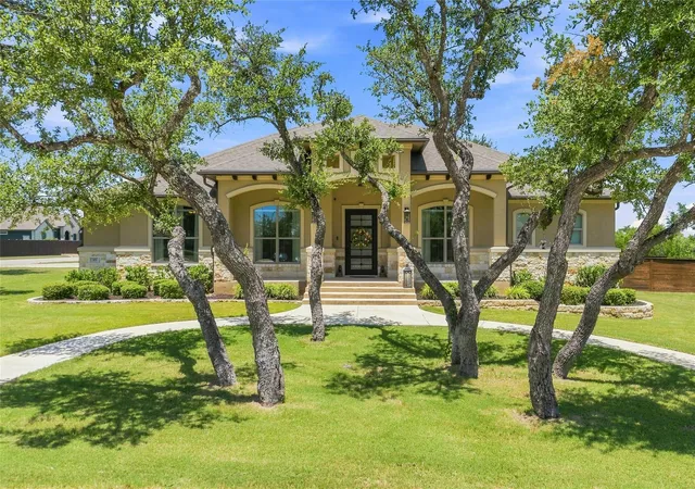 Photo 2 of Single family home for sale at 301 Somerset Hills Dr, Georgetown, TX 78633 | MLS# 2929172 | Listing updated on 2026-10-22