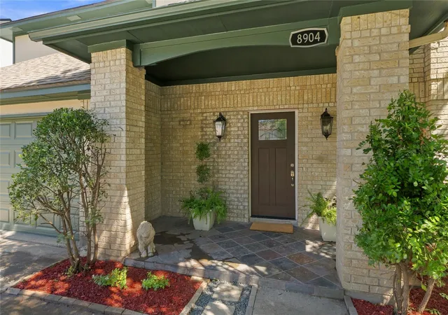 Photo 1 of Single family home for sale at 8904 Bridgewood Trl, Austin, TX 78729 | MLS# 6894793 | Listing updated on 2026-09-04