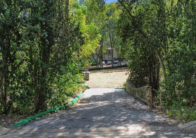 Photo 1 of Land for sale at 613 Rock Park Dr, Austin, TX 78746 | MLS# 8968440 | Listing updated on 2026-10-07