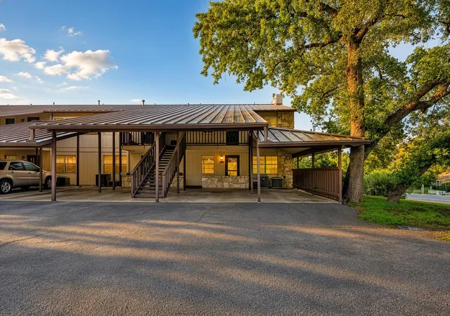 1st image of 1202 Hi Stirrup #401, Horseshoe Bay, TX 78657 | MLS# 3703884