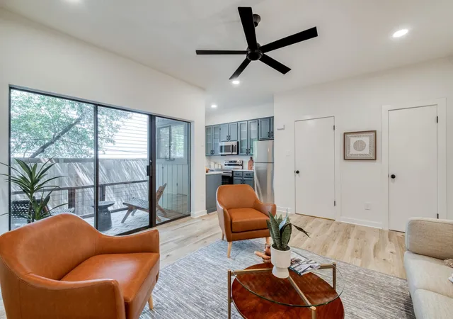 3rd image of 601 Nelray Blvd #6, Austin, TX 78751 | MLS# 2960939