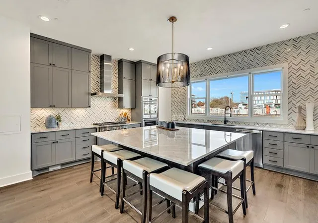 Listing Photo 4 - Condo for sale in building located at 4209 Prevail Ln, Austin, TX 78731
