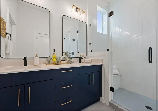 Photo 4 of Condo for sale at 401 N Bluff Dr #10101, Austin, TX 78745 | MLS# 4151615 | Listing updated on 2026-08-01
