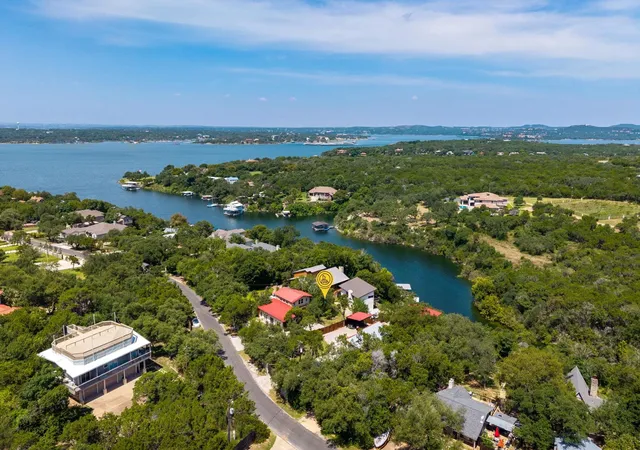 3rd image of 14953 Arrowhead Dr, Leander, TX 78641 | MLS# 2348305