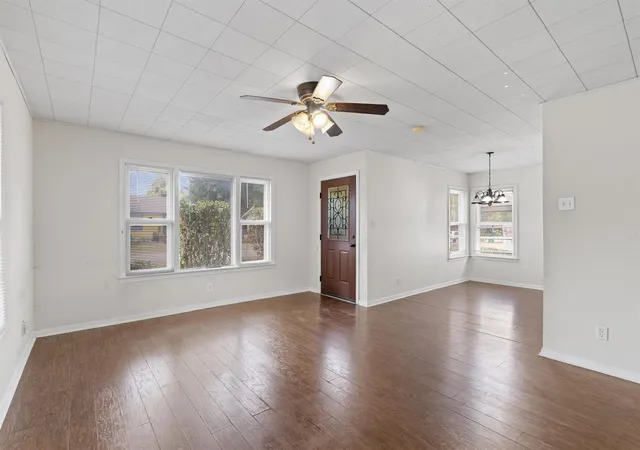 3rd image of 1119 Kent St, Taylor, TX 76574 | MLS# 7479250