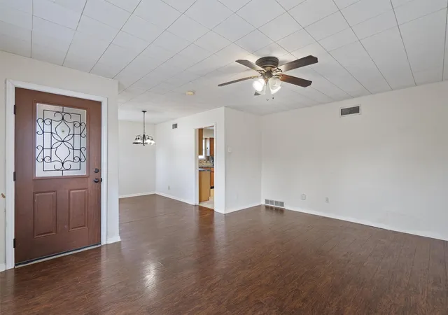 5th image of 1119 Kent St, Taylor, TX 76574 | MLS# 7479250