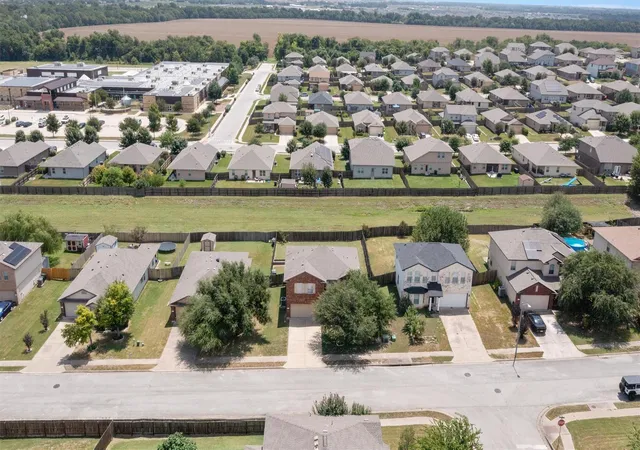 Photo 2 of Single family home for sale at 130 Killian Loop, Hutto, TX 78634 | MLS# 9112708 | Listing updated on 2026-09-02