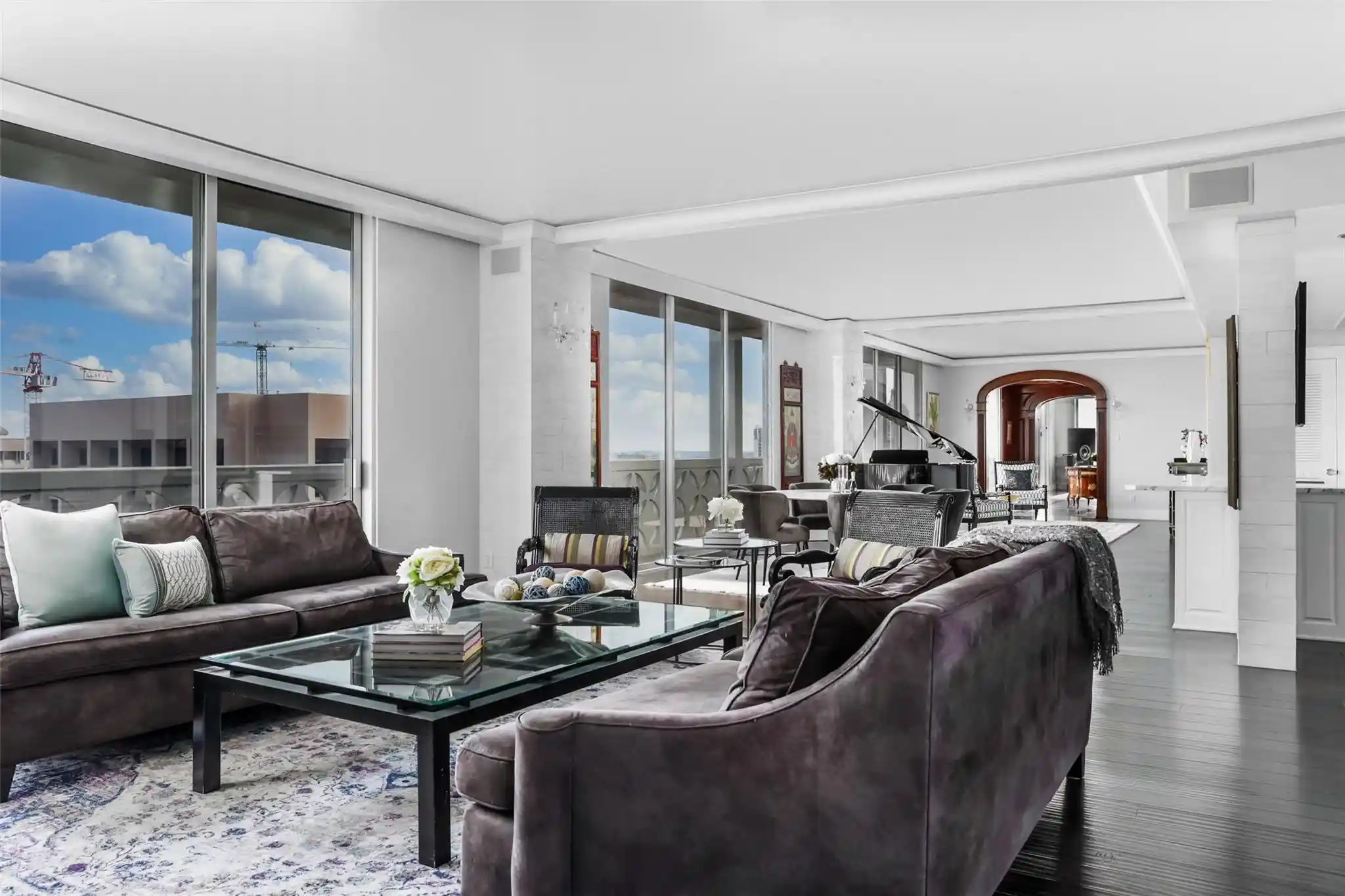 Listing Photo 1 - Condo for sale in 1801 Lavaca St located at 1801 Lavaca St, Austin, TX 78701 - Unit #12GHJ