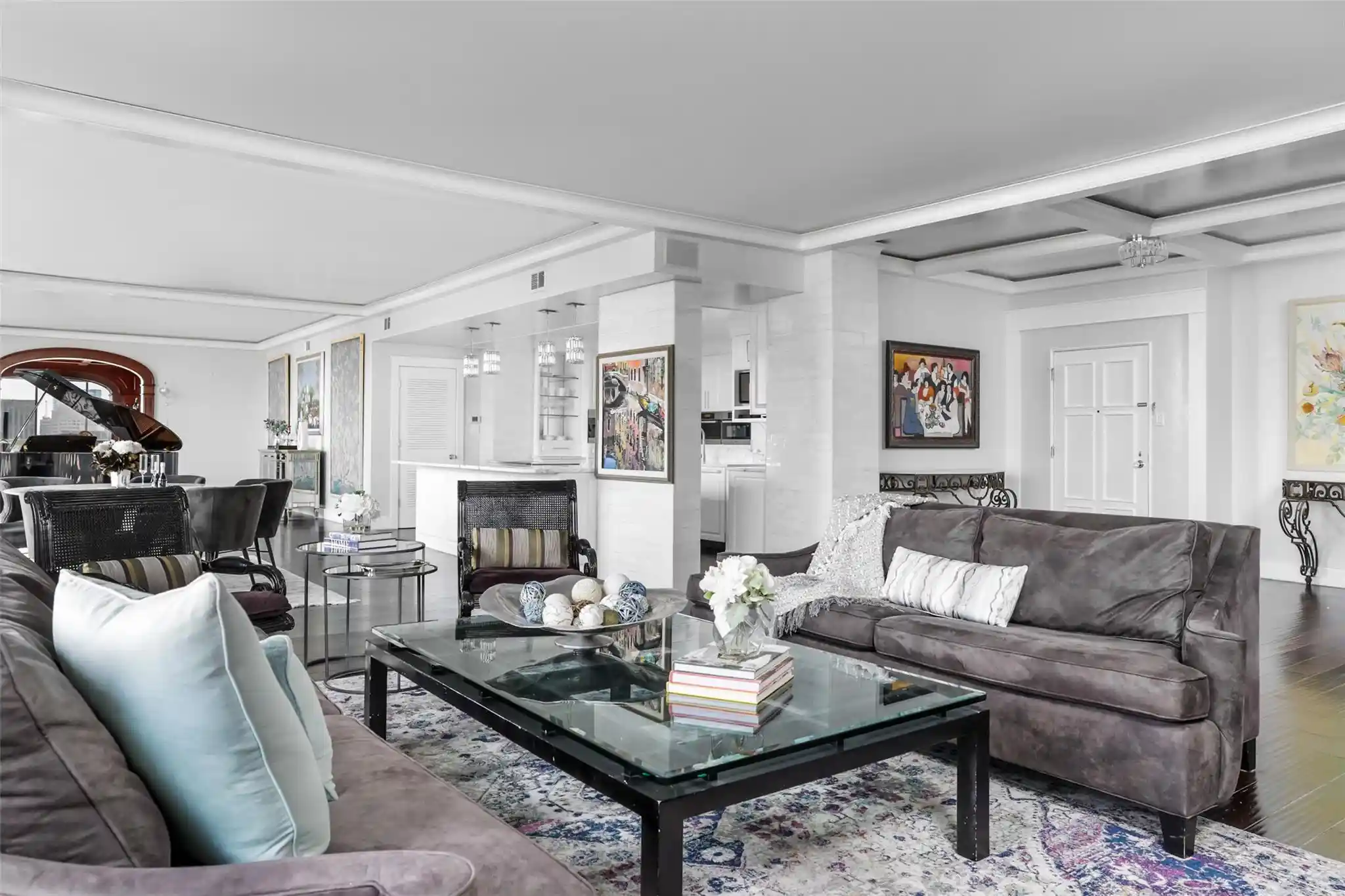 Listing Photo 2 - Condo for sale in 1801 Lavaca St located at 1801 Lavaca St, Austin, TX 78701 - Unit #12GHJ
