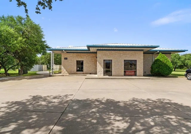2nd image of 101 John Kelly St, Burnet, TX 78611 | MLS# 8854199