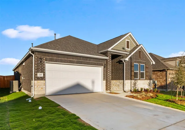 Photo 1 of Sale Pending at 533 Redding Way, Georgetown, TX 78633 | MLS# 2372653 | Listing updated on 2026-09-23