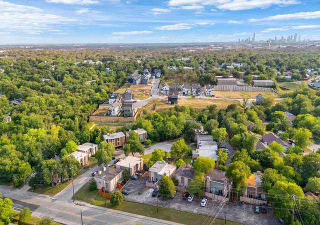 22nd image of 6413 Chimney Creek Cir #A1, Austin, TX 78723 | MLS# 7514481