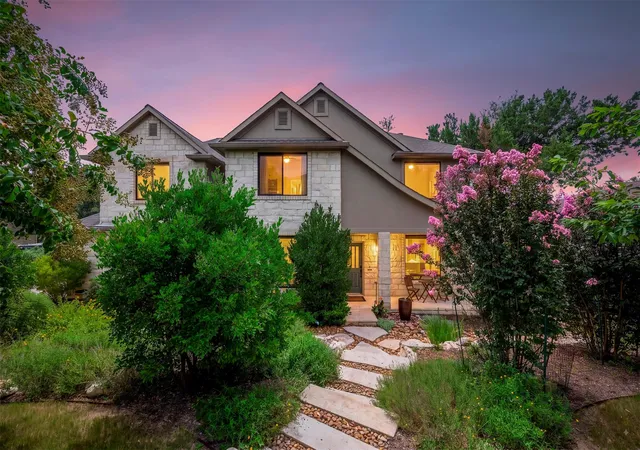 Photo 1 of Single family home for sale at 412 Eagle, Lakeway, TX 78734 | MLS# 8072479 | Listing updated on 2026-09-16