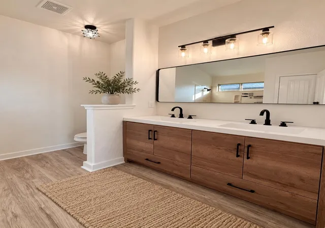Photo 3 of Single family home for sale at 606 Old Peak Rd, Georgetown, TX 78626 | MLS# 6086247 | Listing updated on 2026-10-05