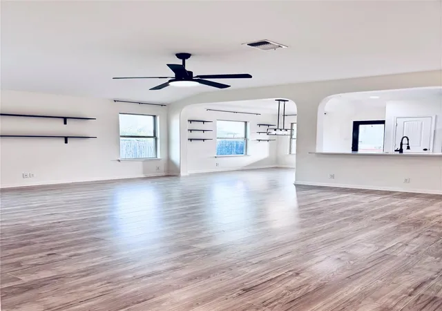 5th image of 606 Old Peak Rd, Georgetown, TX 78626 | MLS# 6086247
