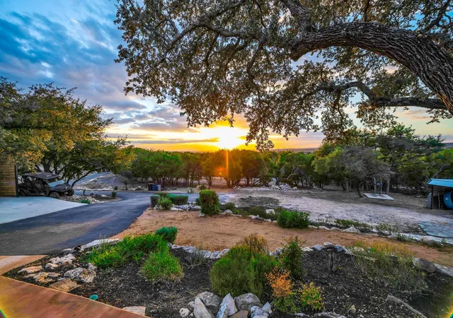 2nd image of 1564 Crossbow Dr, Canyon Lake, TX 78133 | MLS# 6402465