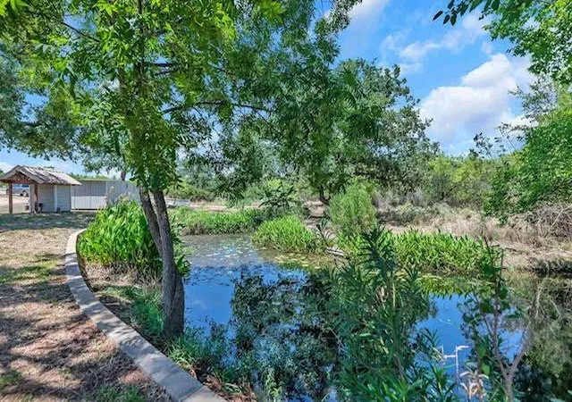 2nd image of 137 Hill Dr, Granite Shoals, TX 78654 | MLS# 8756087