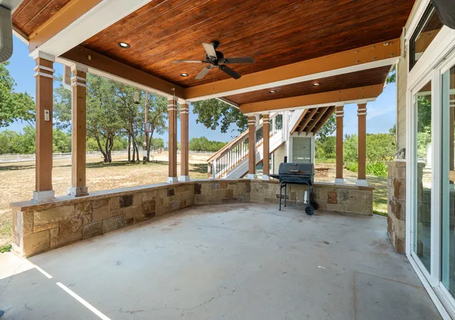 Photo 4 of Single family home for sale at 137 Hill Dr, Granite Shoals, TX 78654 | MLS# 8756087 | Listing updated on 2026-10-06