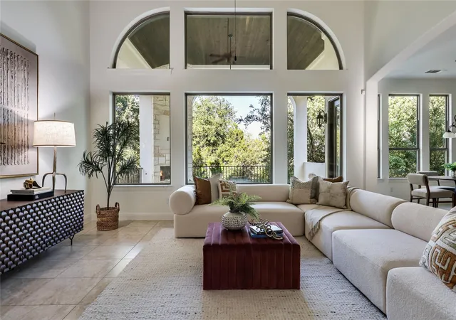 Photo 4 of Single family home for sale at 8817 Ambrosia Dr, Austin, TX 78738 | MLS# 8044920 | Listing updated on 2026-09-01