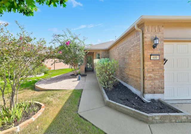 1st image of 600 Salado Creek Ln, Georgetown, TX 78633 | MLS# 1798558
