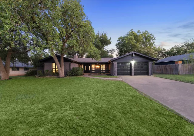 1st image of 605 Meadowbrook Dr, Georgetown, TX 78628 | MLS# 5415954