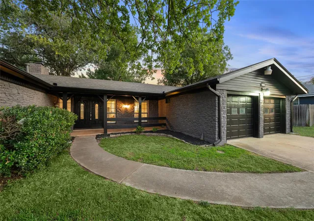 2nd image of 605 Meadowbrook Dr, Georgetown, TX 78628 | MLS# 5415954