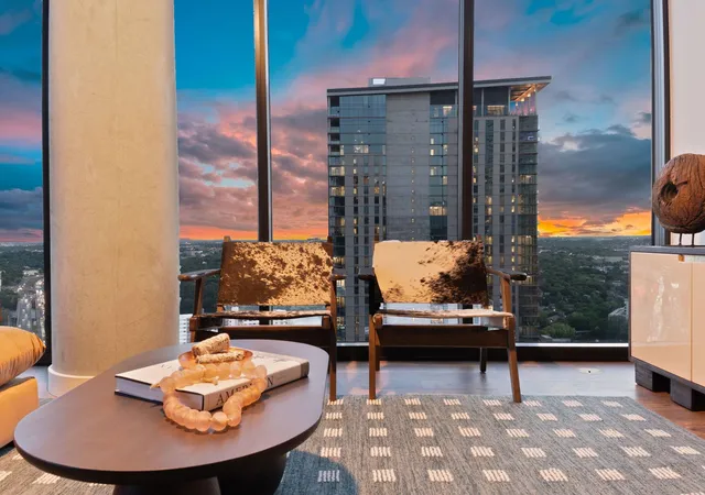2nd image of 84 East Ave #3106, Austin, TX 78701 | MLS# 8903395