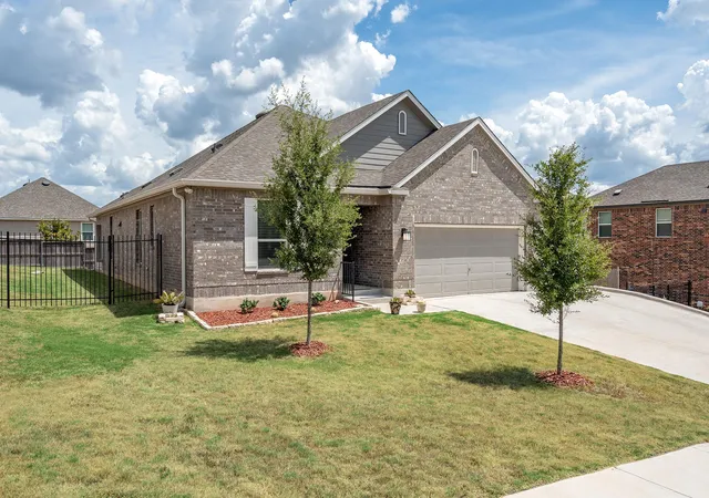 Photo 3 of Single family home for sale at 7011 Harvest Trl Dr, Austin, TX 78736 | MLS# 6065935 | Listing updated on 2026-09-08