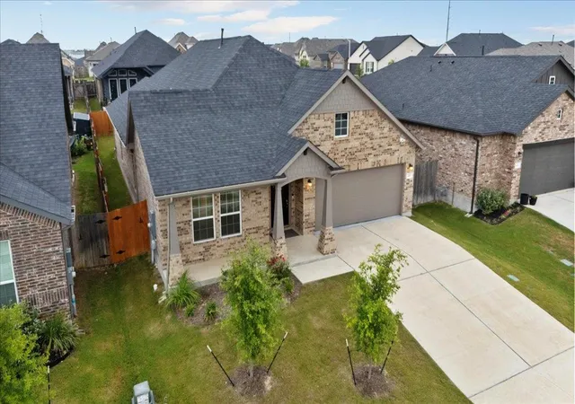 2nd image of 450 Durian Loop, Buda, TX 78610 | MLS# 6529732