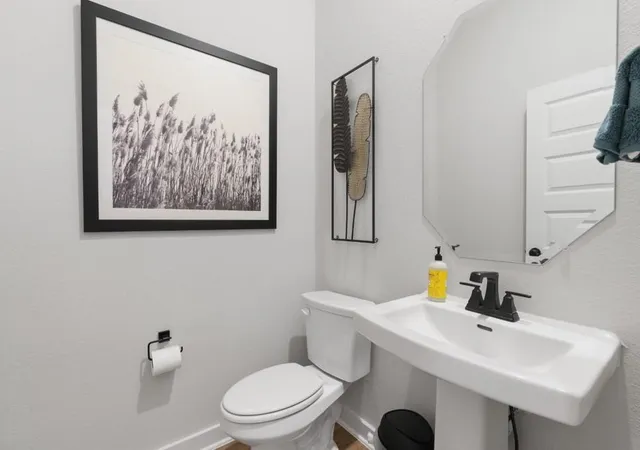 Photo 3 of Single family home for sale at 511 Clove Current Ct, Georgetown, TX 78633 | MLS# 8411491 | Listing updated on 2026-07-31