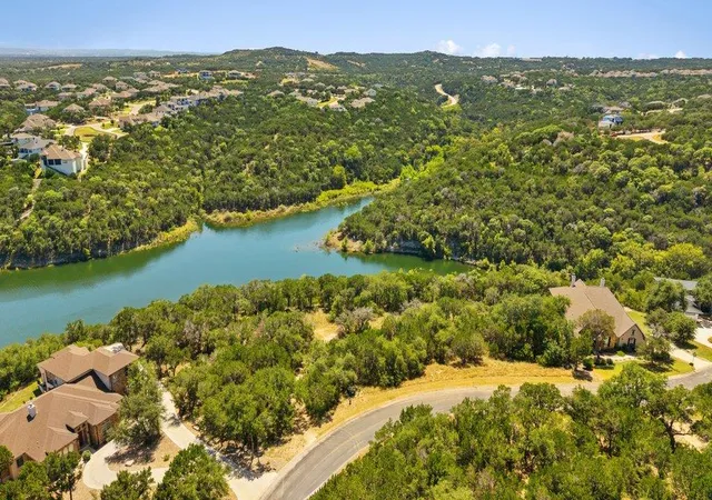 17th image of 18825 Hidden Ridge Pl, Jonestown, TX 78645 | MLS# 9039622