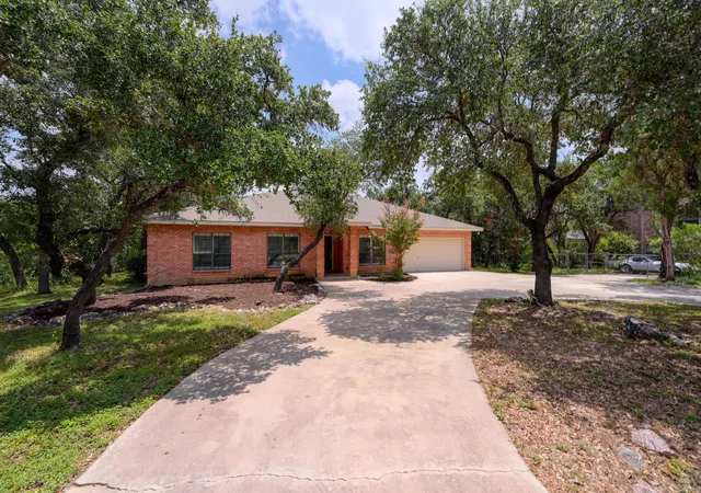 3rd image of 14192 Antonio Dr, Helotes, TX 78023 | MLS# 4175626