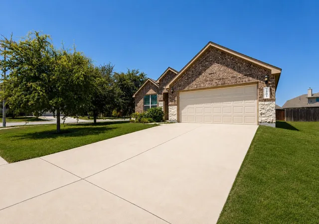 Photo 3 of Single family home for sale at 7501 Lombardy Loop, Round Rock, TX 78665 | MLS# 6306960 | Listing updated on 2026-10-03