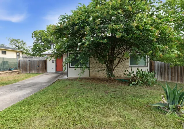 Photo 2 of Sale Pending at 4712 Little Hl Cir, Austin, TX 78725 | MLS# 1113485 | Listing updated on 2026-10-01
