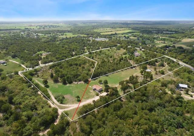 2nd image of 1304 1308 S Webberwood Wy, Elgin, TX 78621 | MLS# 3132006