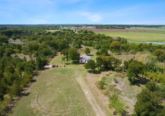 3rd image of 1304-1308 S Webberwood Wy, Elgin, TX 78621 | MLS# 3132006